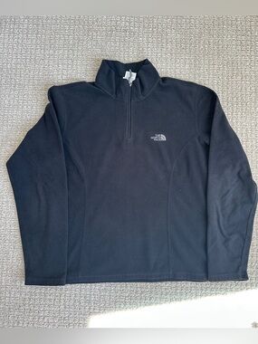 The North Face Black Fleece Top Size M